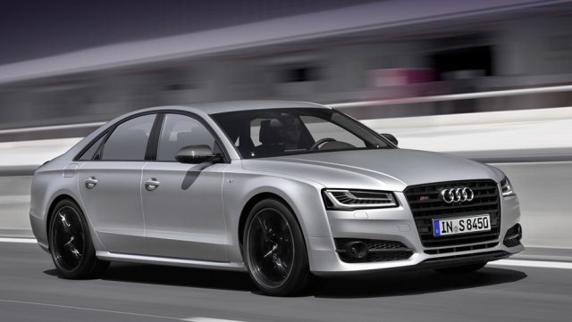 Audi S8 Plus  